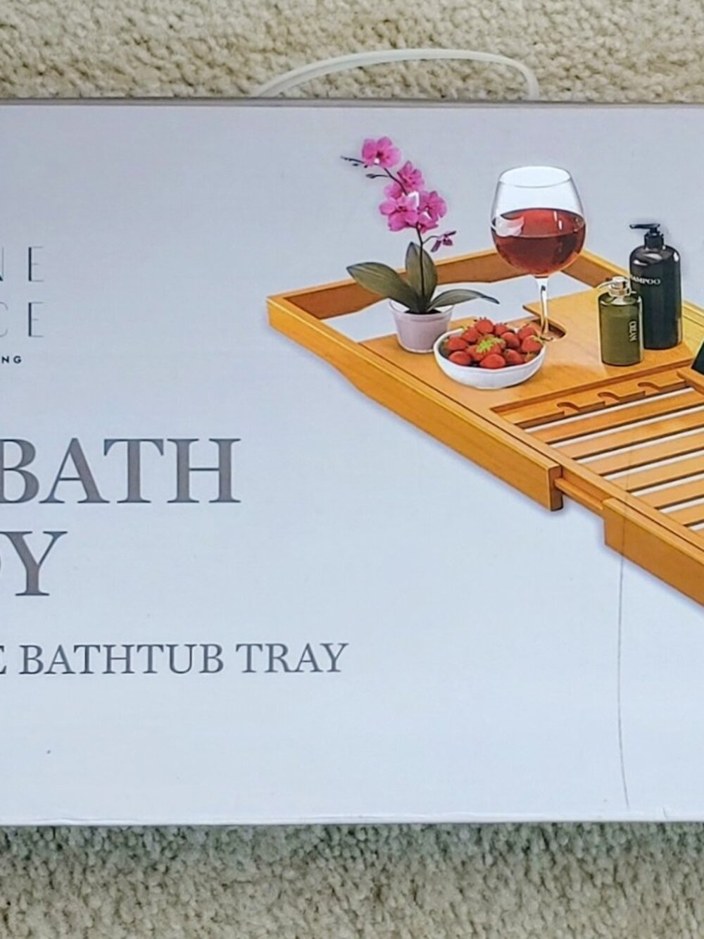 Moderne Elegance Bamboo Bath Caddy – Waterproof & Adjustable Bathtub Tray.